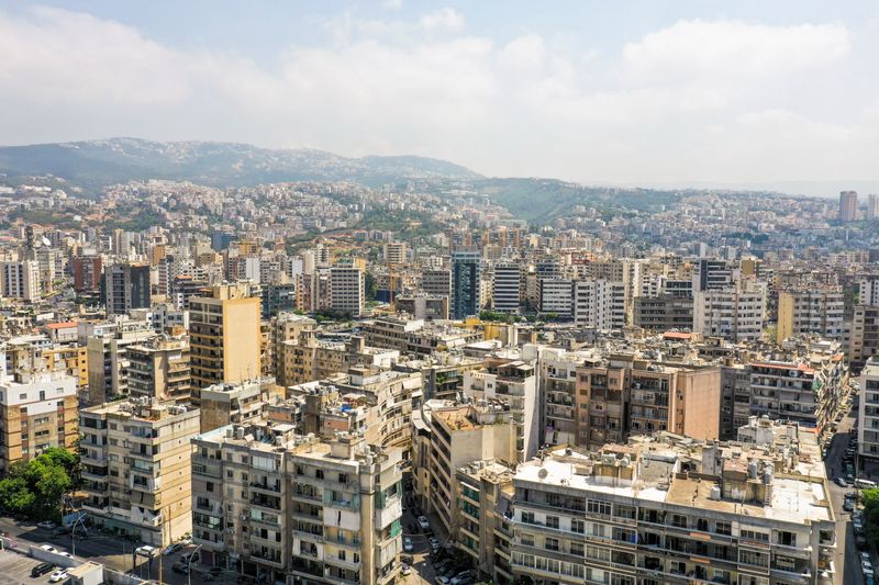 Lebanon&rsquo;s financial hole expected to grow, deputy PM says