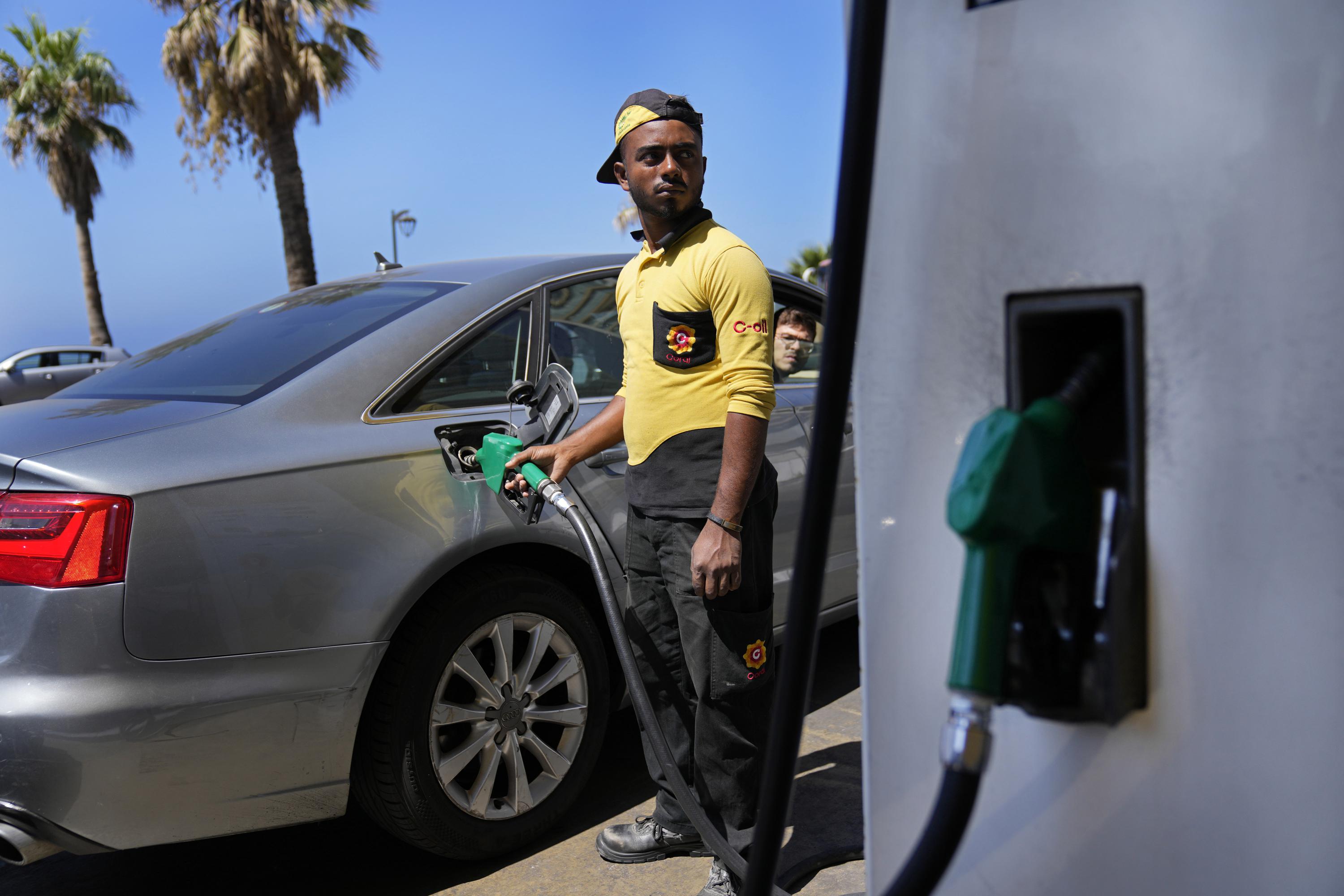 Lebanon: Central Bank lifts all expensive fuel subsidies